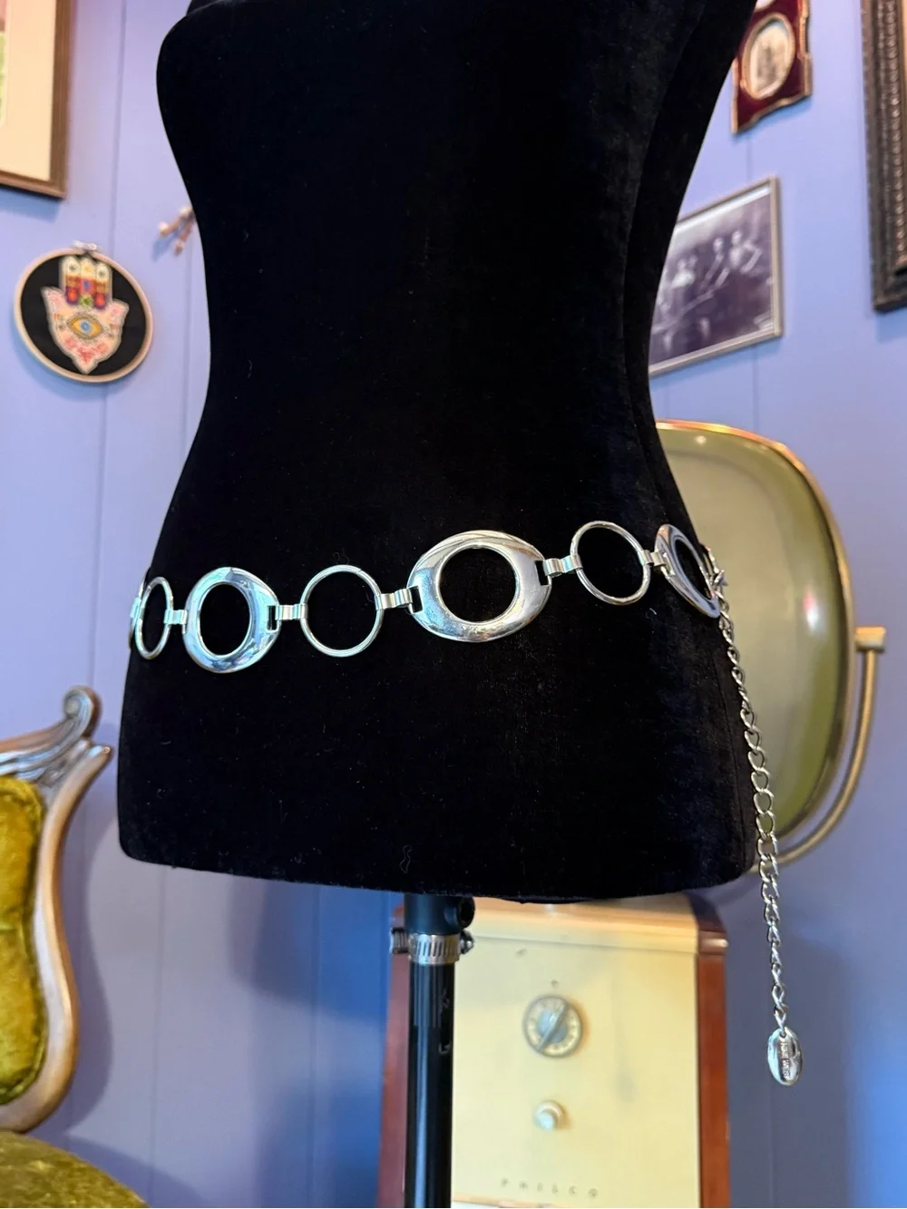 Vtg 90s/Y2K Nine West Silver Tone Oval & Round Circle Chain Indie Sleaze Belt